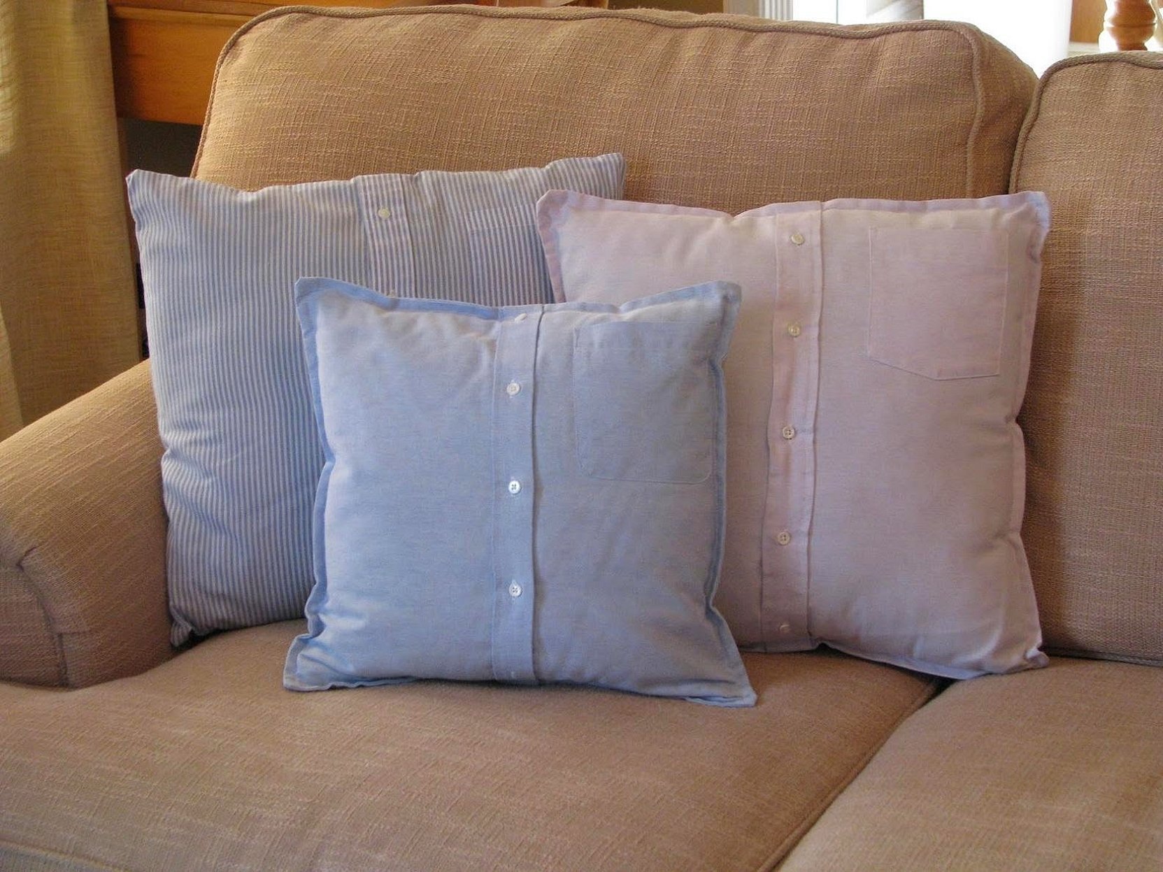 Декоративные подушки для дивана