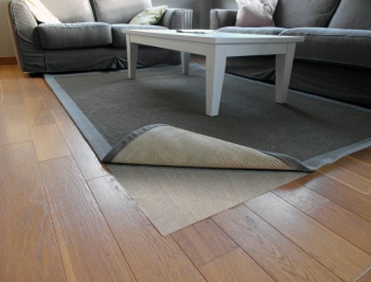 Ковер килим в скандинавском стиле
