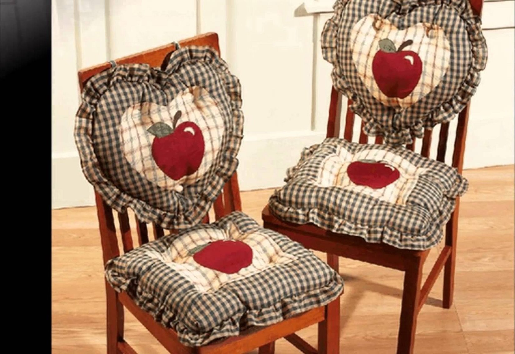 Сидушки подушки смешные из ткани на стулья