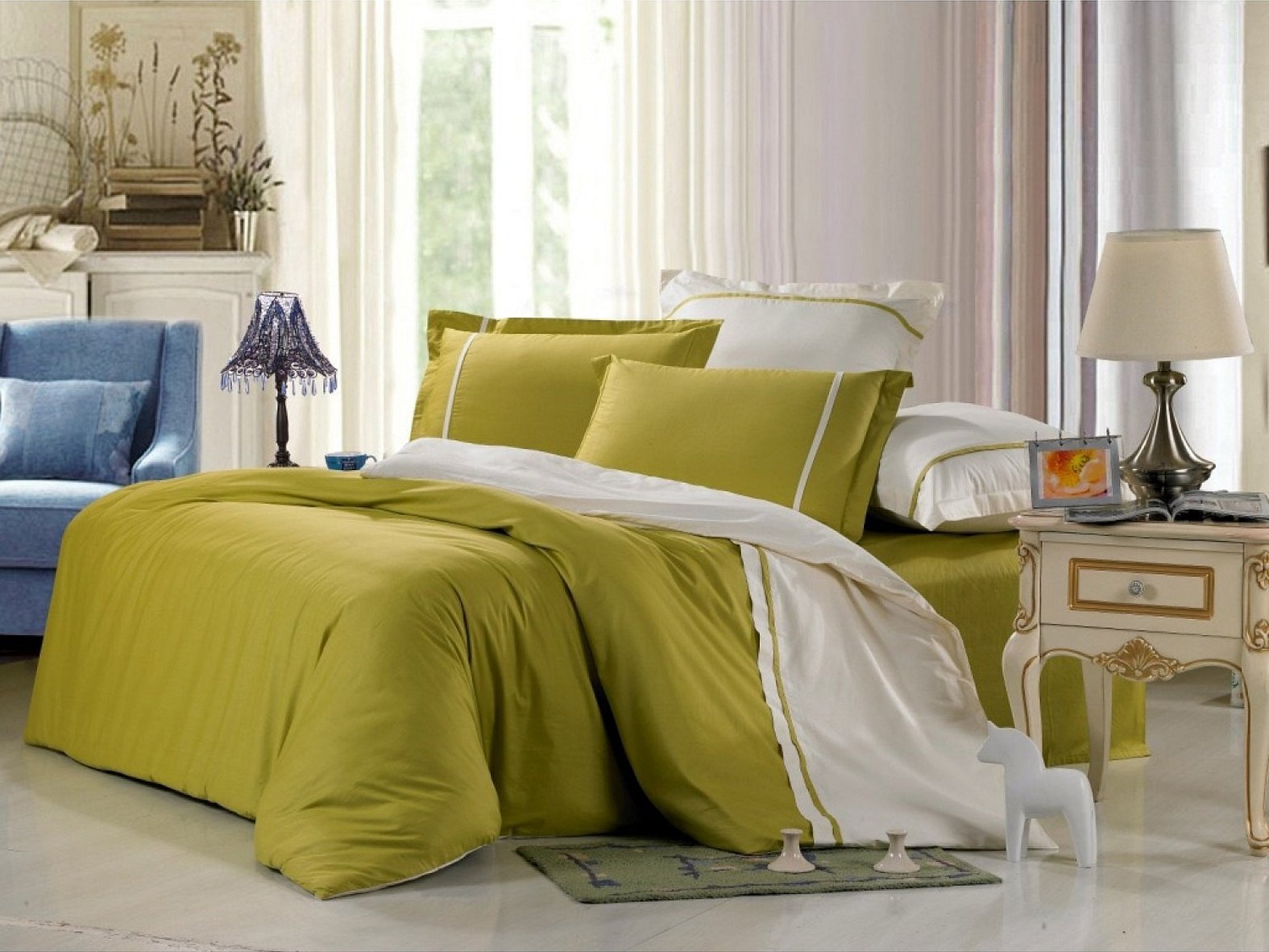Оливковое постельное белье в интерьере