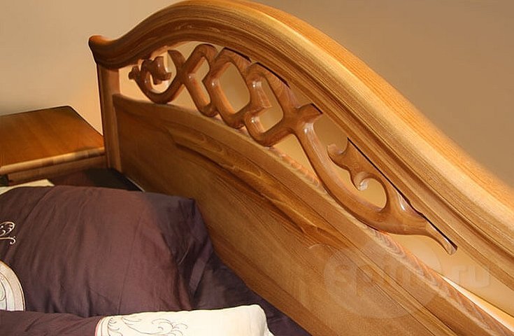 Красивые спинки кроватей из дерева