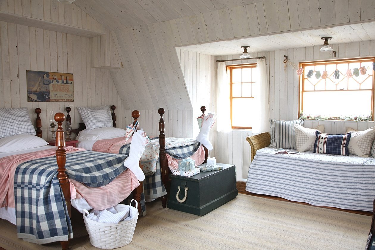 Спальня в деревенском стиле кантри