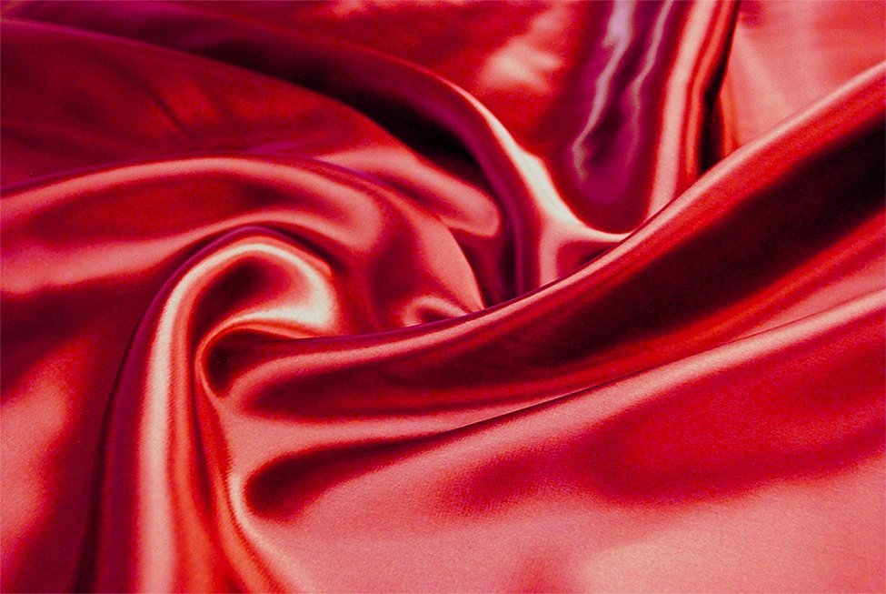Красный атлас ткань