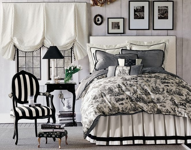 Черные шторы в спальне в стиле винтаж
