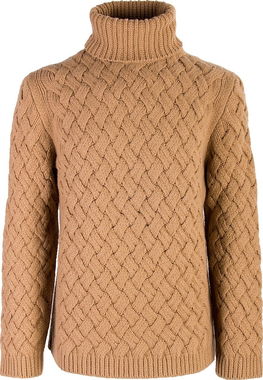 Вязаный коричневый свитер женский