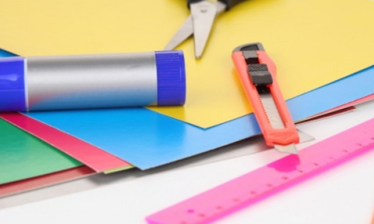 Поделки из бумаги картона клея ножниц и пластилина и бумаги цветной