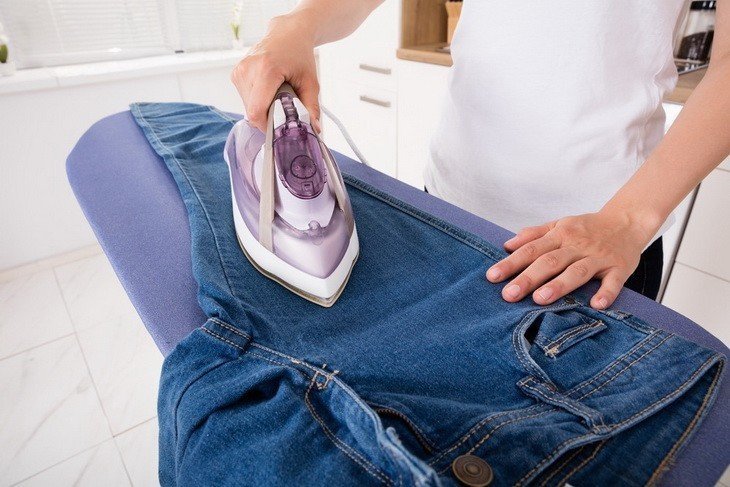 Как гладить джинсы