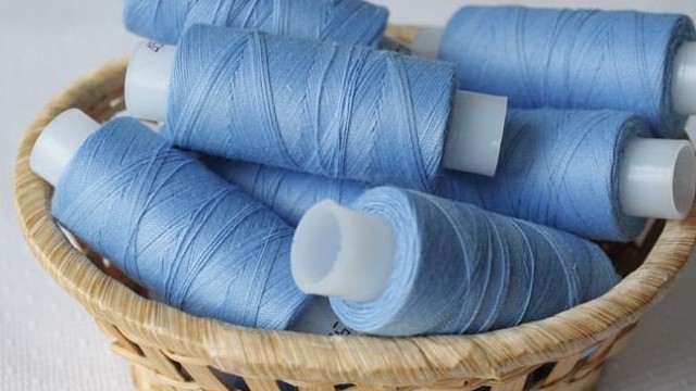 Как правильно выбрать швейные нитки?