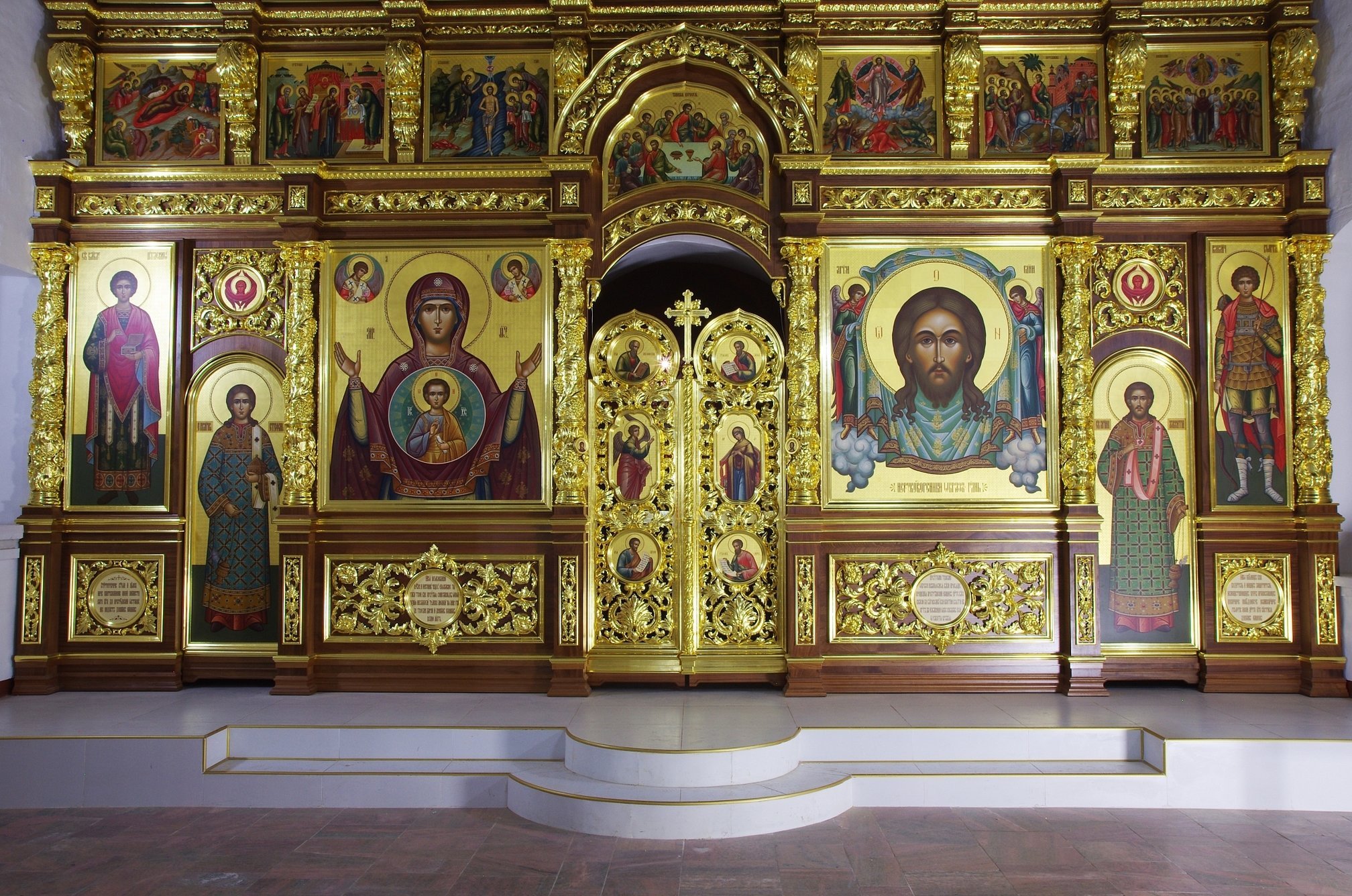 Барочный иконостас православного храма