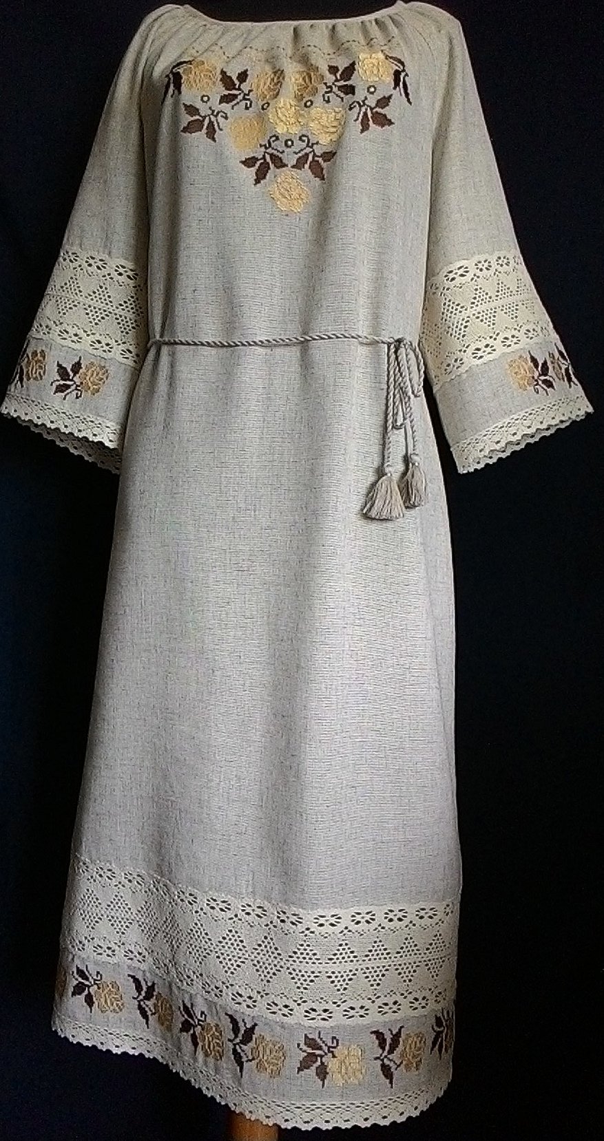 Лен славянские платья с кружевом