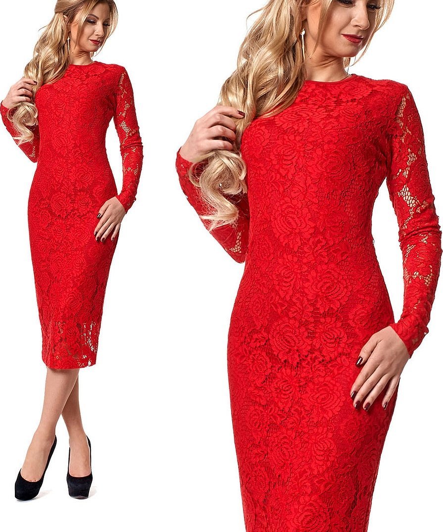 Красное платье из гипюра
