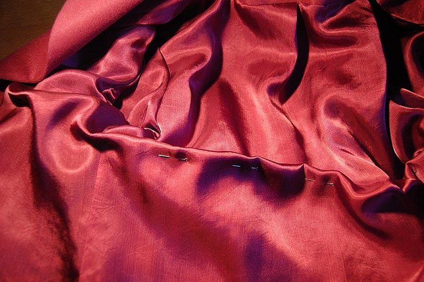 Бифлекс пурпурный красный ткани