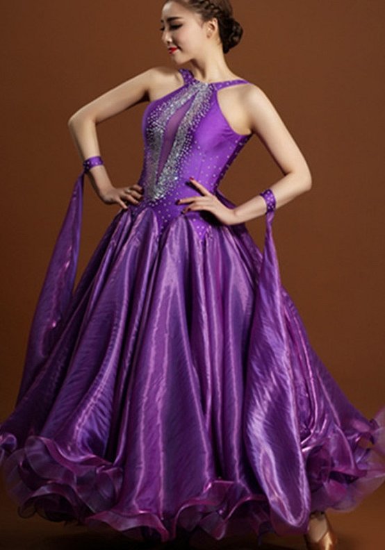 Бальное фиолетовое платье стандарт