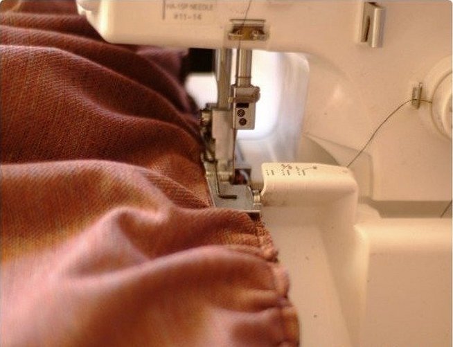 Лапка оверлок для швейной машинки janome