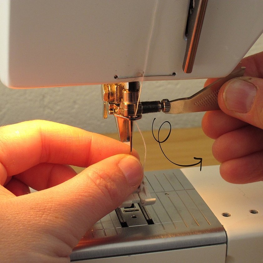 Швейная машинка для пришивки кнопок