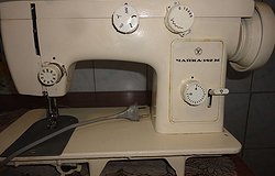 Швейная машина Чайка 142 М: инструкция по эксплуатации, как ее заправить