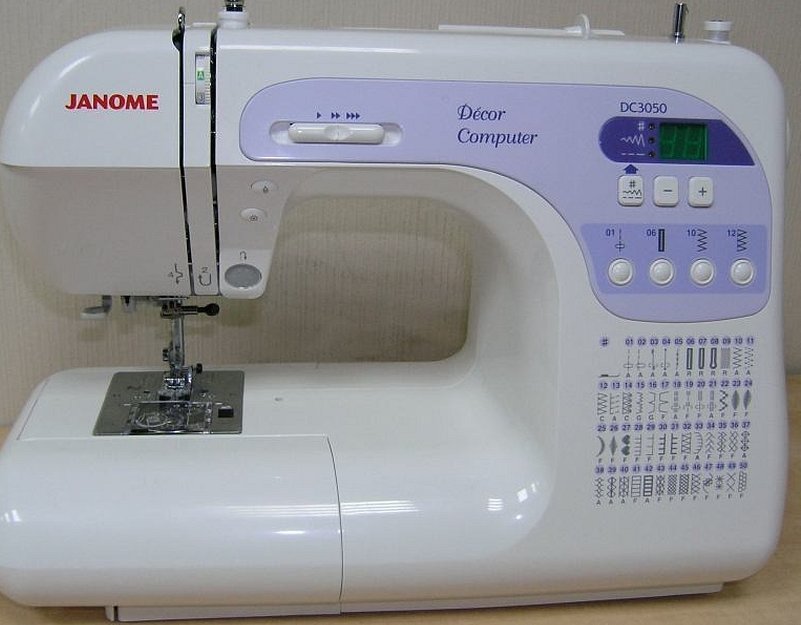 Швейная машинка janome