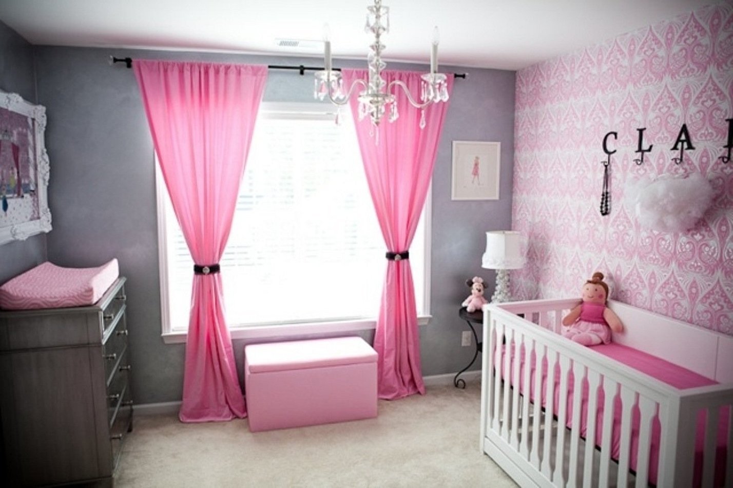 Серо розовые шторы в комнату для девочки