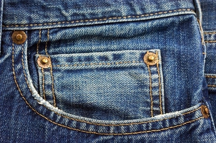 Карманы на джинсах