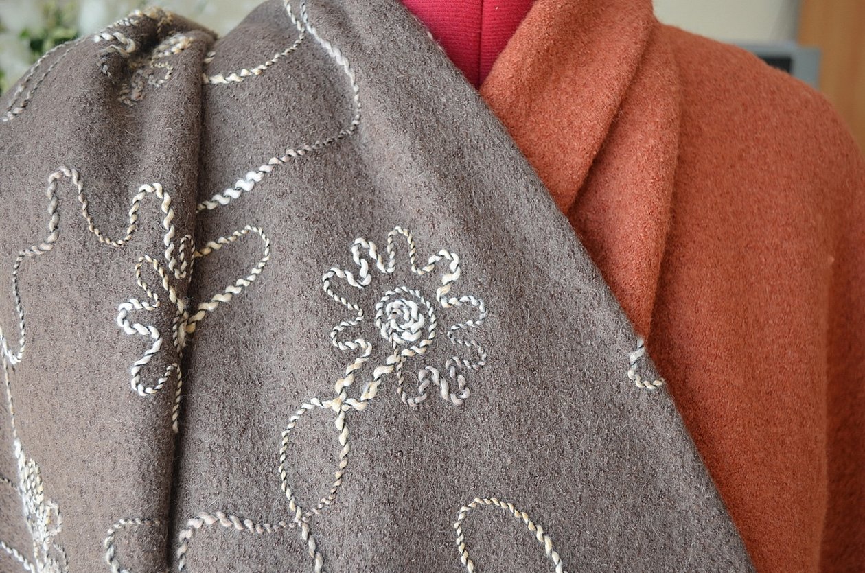 Текстиля вуаль под лён с вышивкой