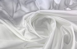 Свадебные ткани и кружева для платьев: какие виды материалов используются