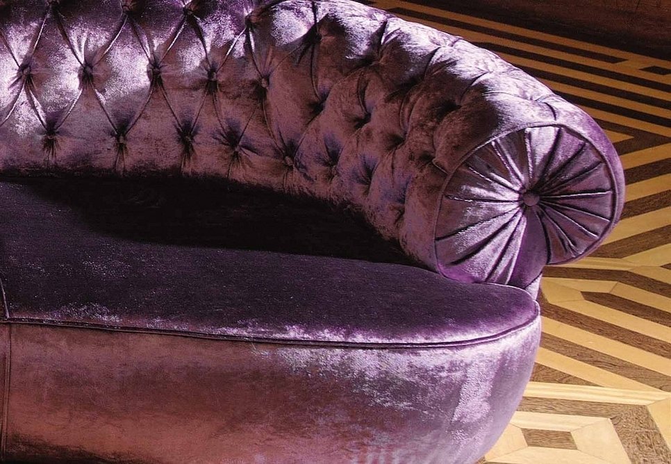 Честер фиолетовый. Велюр Milano 9 Purple. Обивка дивана велюр. Мягкая мебель из вилюр. Диван велюр.