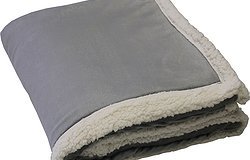 Шерстяное одеяло: из овечьей шерсти, мериноса или яка, как сшить своими руками