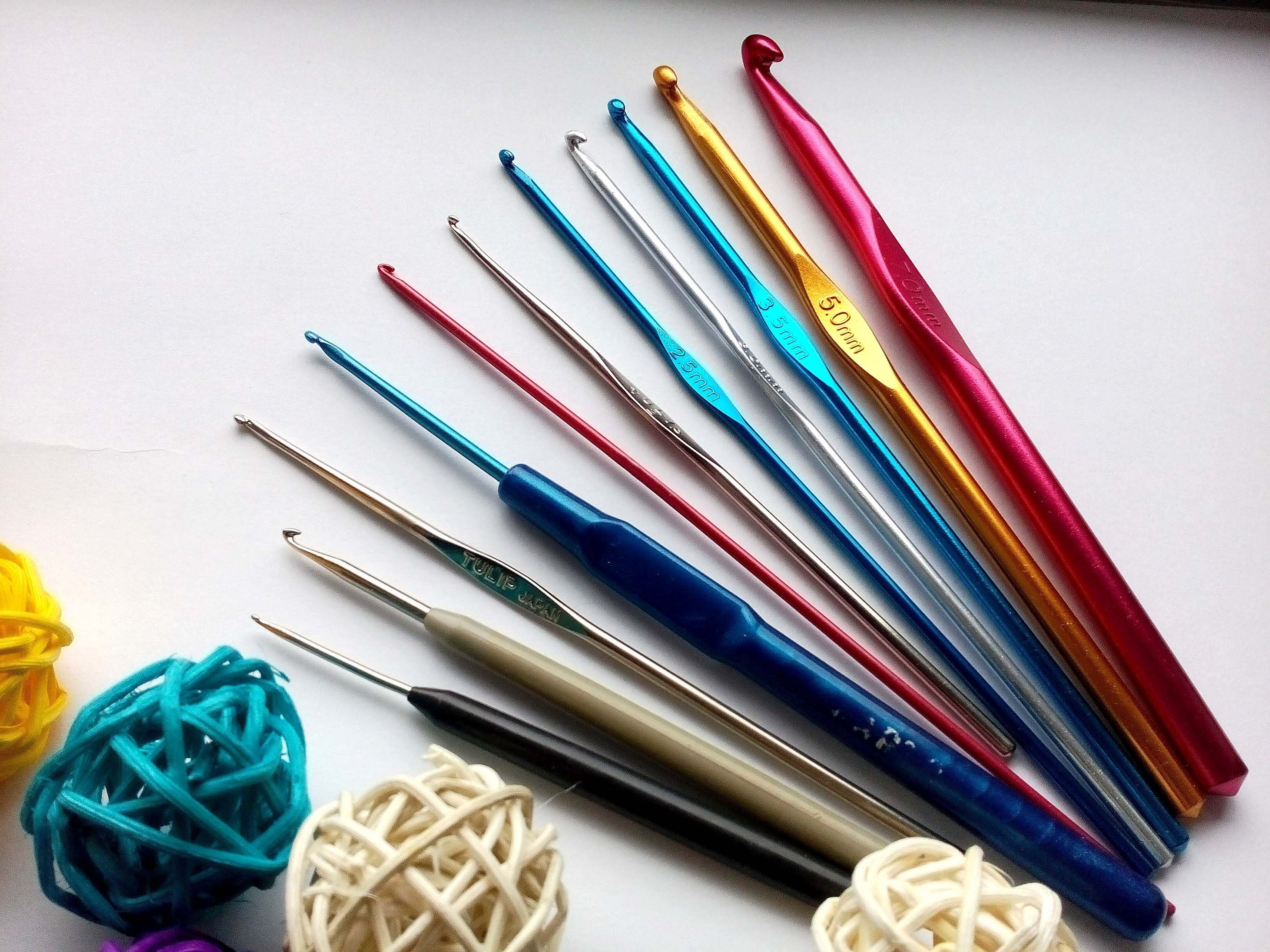 Разновидности крючков для вязания